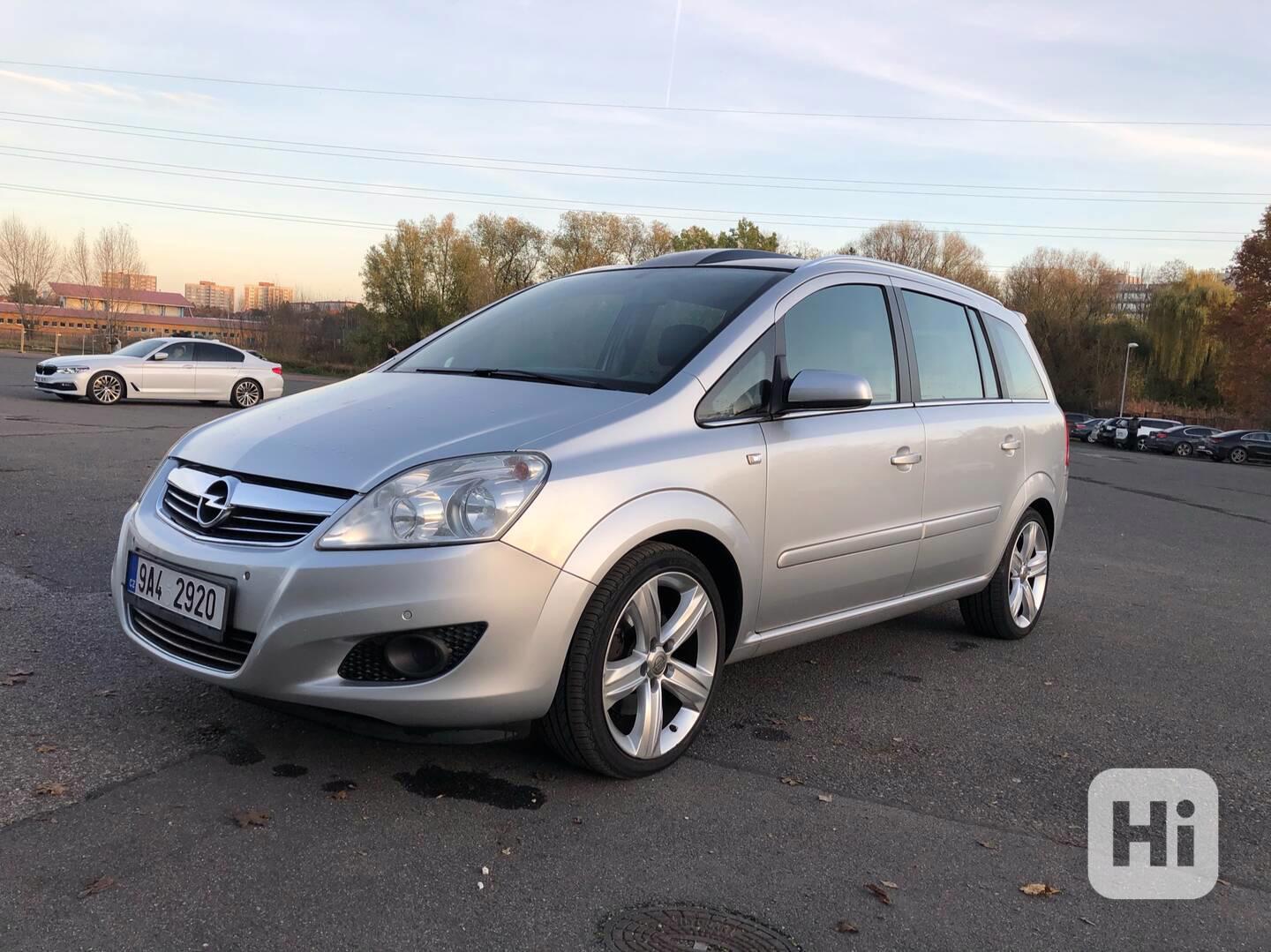  Opel Zafira B, 122tis km, 1,9 CDTi 110kW, 6MT, 7míst, tažné - foto 1