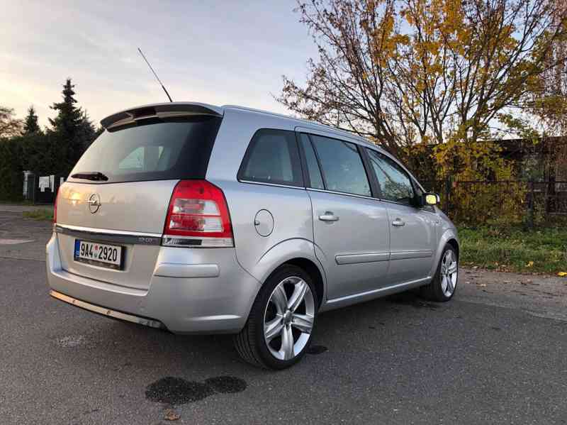  Opel Zafira B, 122tis km, 1,9 CDTi 110kW, 6MT, 7míst, tažné - foto 3