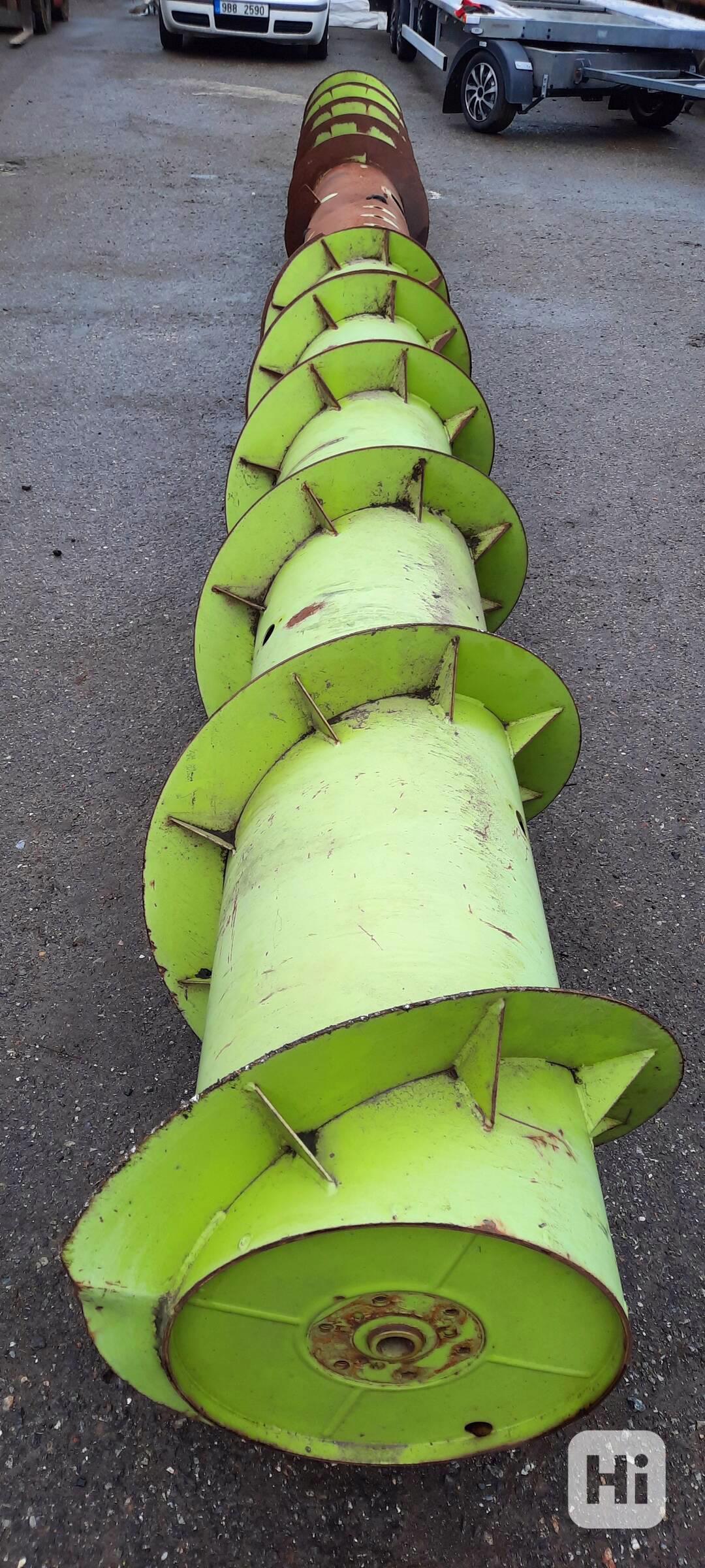 Obal průběžného šneku Claas Lexion 7,5 m - foto 1