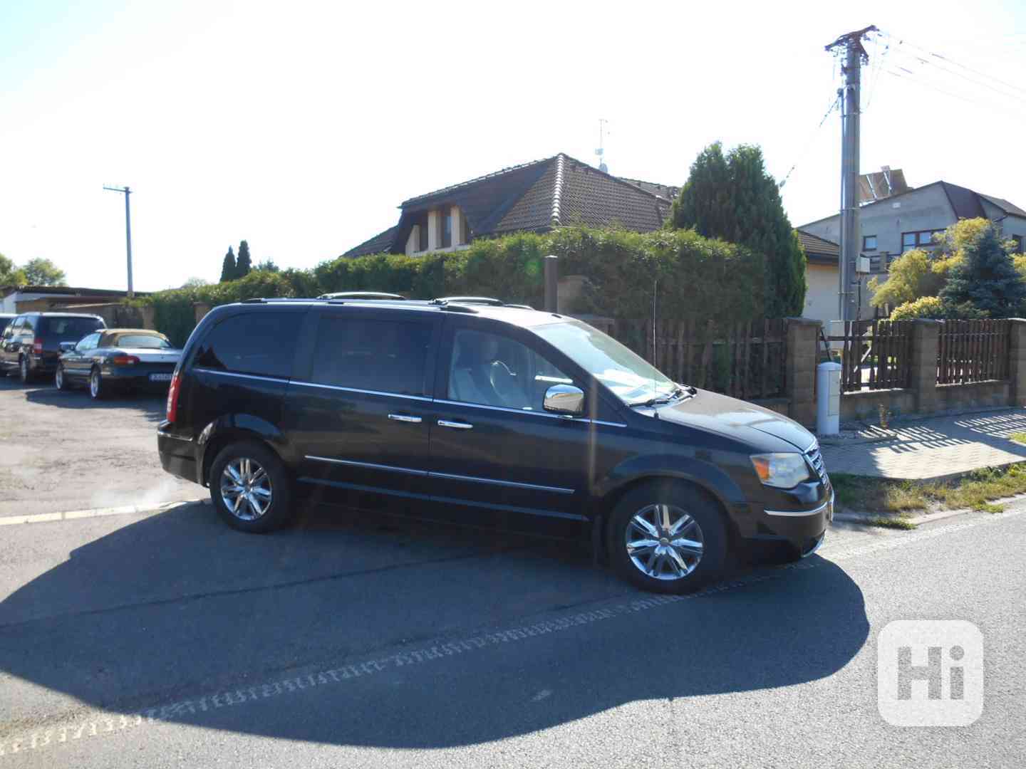 Chrysler Town Country 4,0 LPG DVD Limited RT 2008 - foto 1