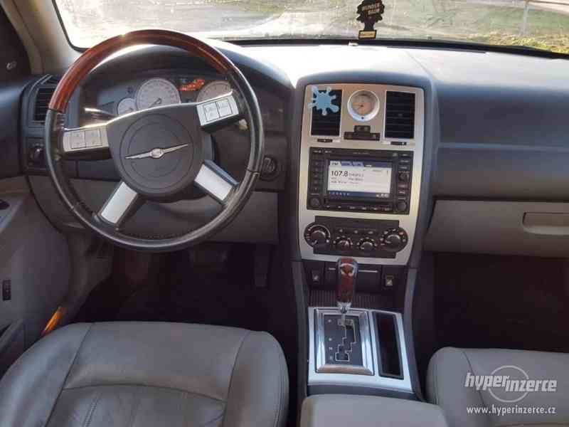 Prodam auto  Chrysler 300C touring, 3.0CRD 160kw, r.v 2006, - foto 6