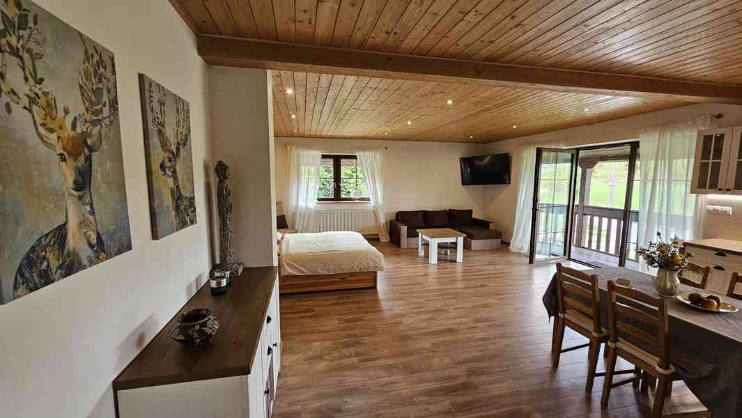 Novostavba domu 360m2 na parcele 2.800m2 Dobrá Voda u Telče. - foto 2