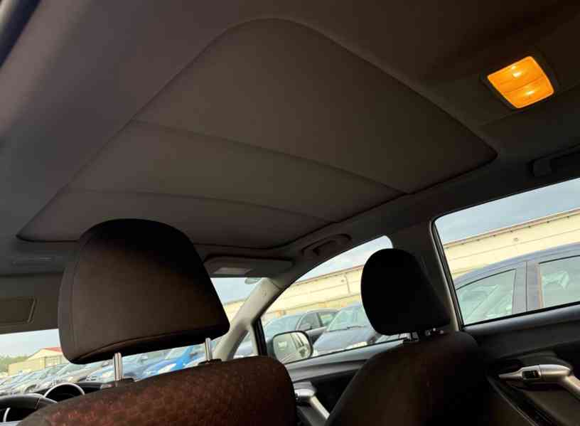 Toyota Verso Edition 1,8i benzín 108kw - foto 10