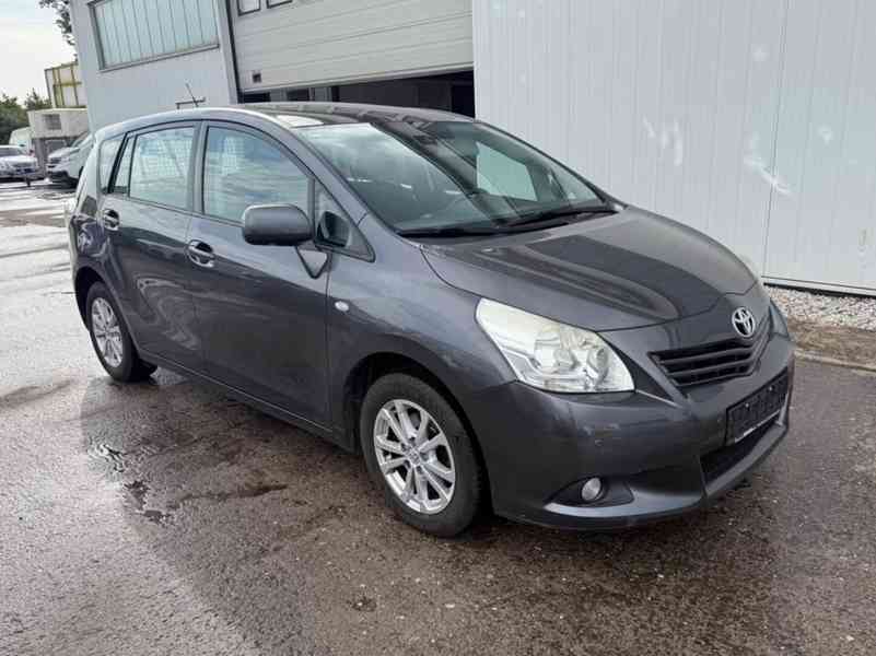 Toyota Verso Edition 1,8i benzín 108kw - foto 1