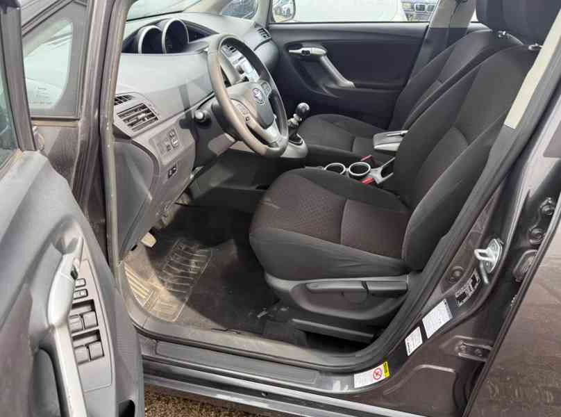 Toyota Verso Edition 1,8i benzín 108kw - foto 12