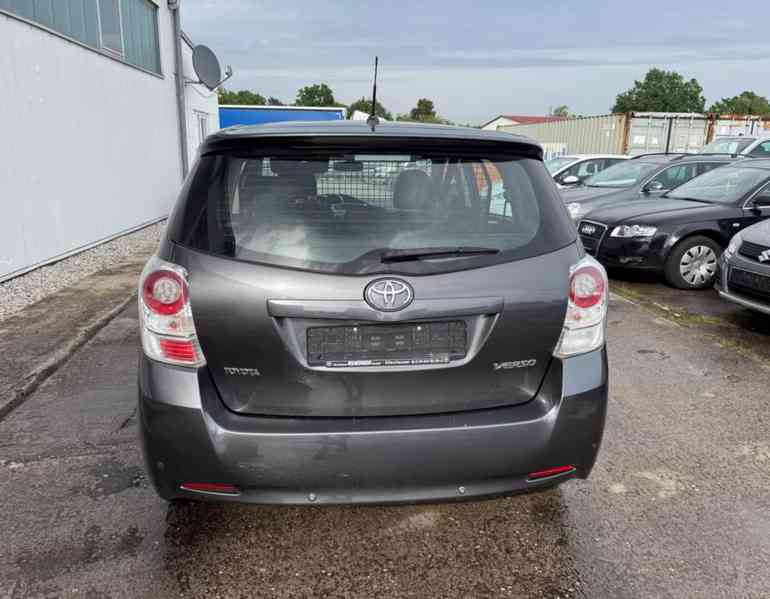 Toyota Verso Edition 1,8i benzín 108kw - foto 5