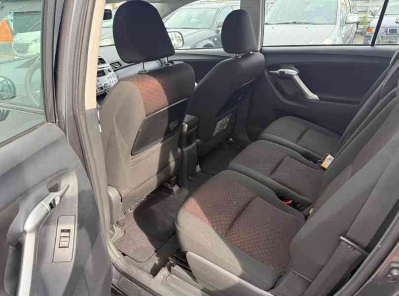 Toyota Verso Edition 1,8i benzín 108kw - foto 8