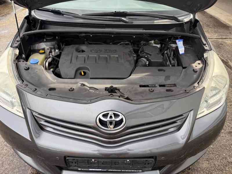 Toyota Verso Edition 1,8i benzín 108kw - foto 15