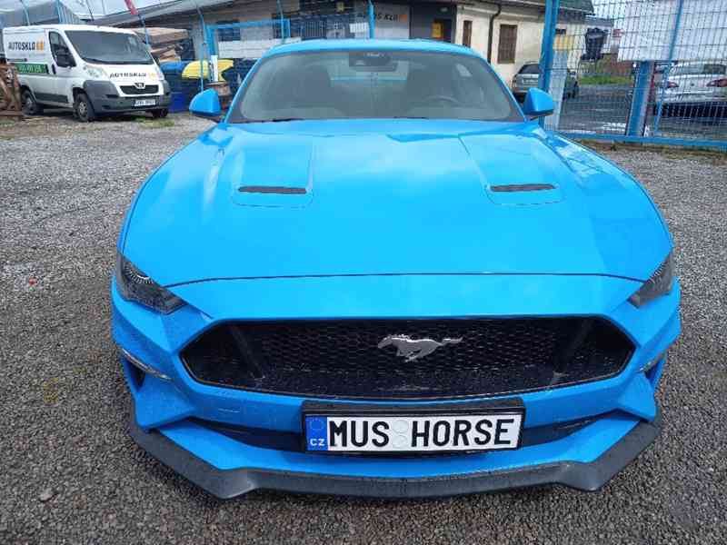 FORD Mustang 5,0 GT V8 330KW - foto 4