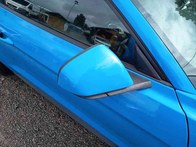 FORD Mustang 5,0 GT V8 330KW - foto 12