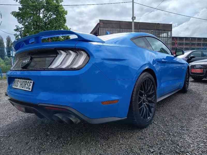 FORD Mustang 5,0 GT V8 330KW - foto 9