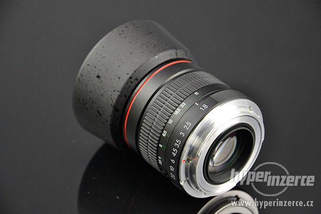 Teleobjektiv pro Canon 85mm F1,8 - foto 1