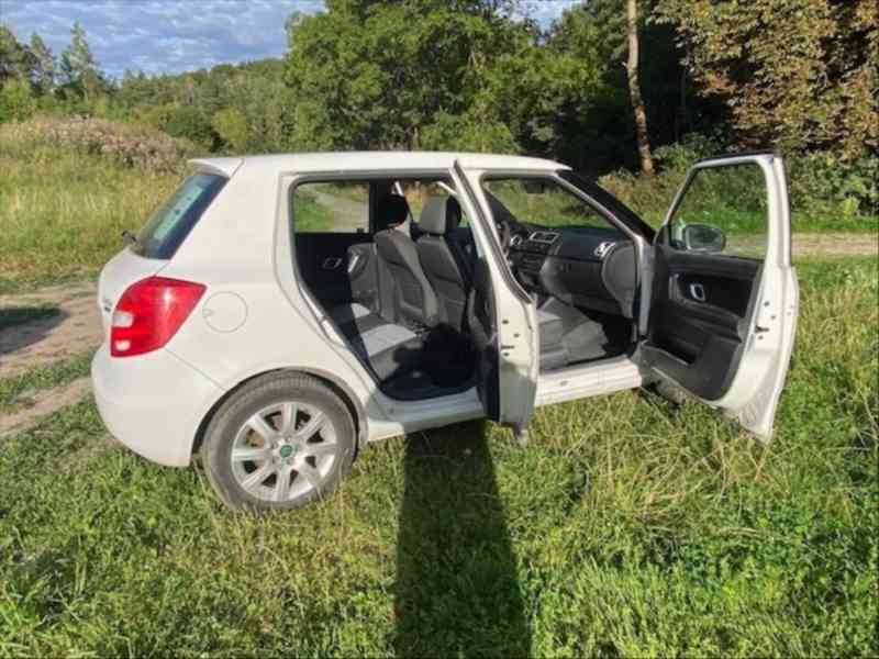 Škoda Fabia 1,4   II - foto 13