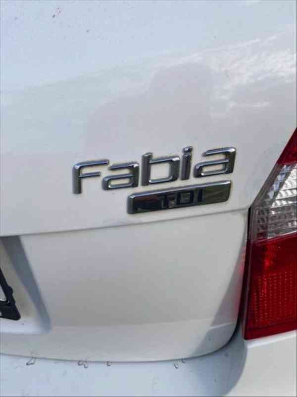 Škoda Fabia 1,4   II - foto 16