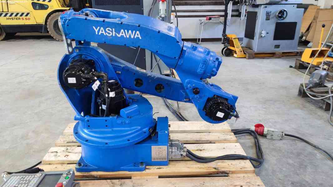 Průmyslový robot YASKAWA MOTOMAN MH24 - foto 3