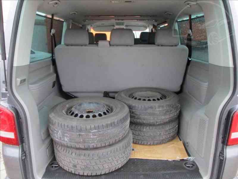 Volkswagen Caravelle 2,0 TDI 75KW COMFORTLINE LONG - foto 8