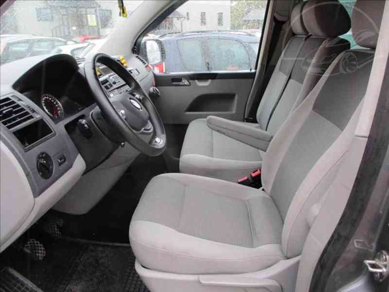 Volkswagen Caravelle 2,0 TDI 75KW COMFORTLINE LONG - foto 7