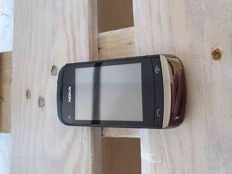 Nokia C2-03 s pouzdrem, nabíječkou. - foto 6