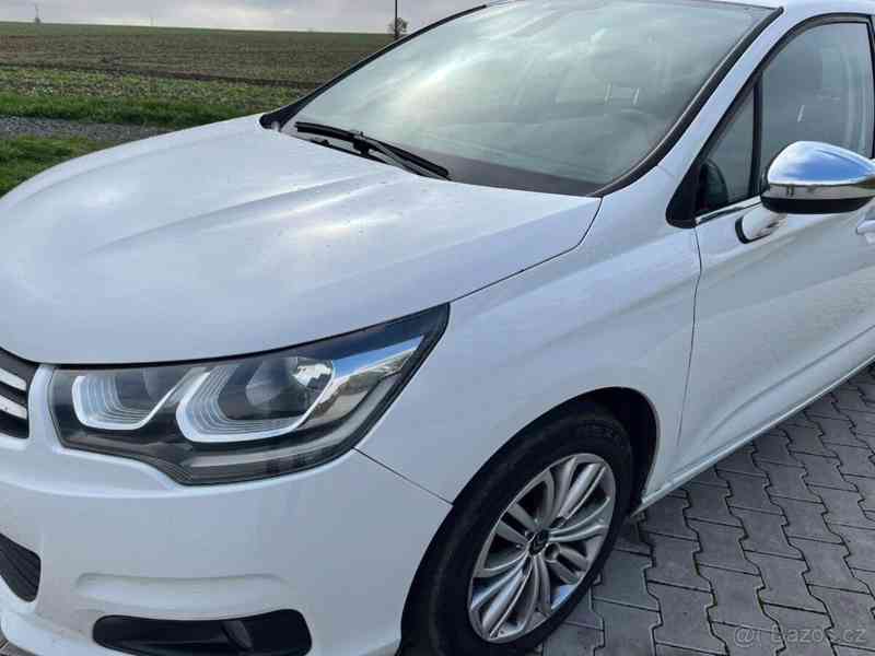 Citroën C4 1,6   Citroën C4 - foto 12