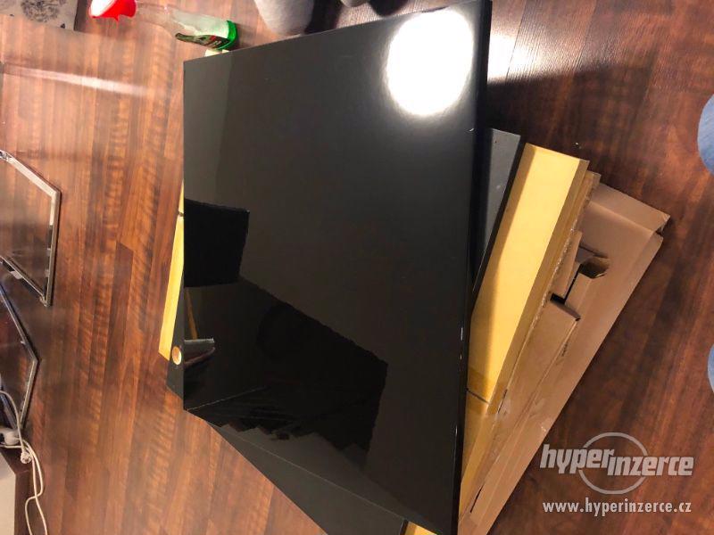 Dvířka ke skříňkám Besta Ikea- černý lesk - foto 1