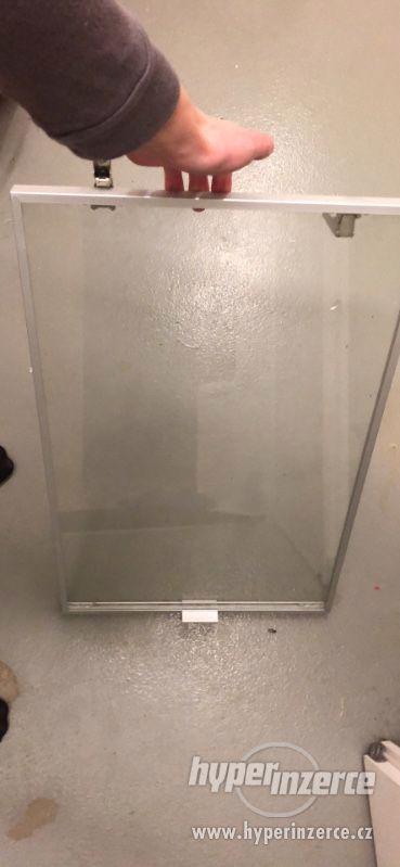 Dvířka ke skříňkám Besta Ikea- černý lesk - foto 5