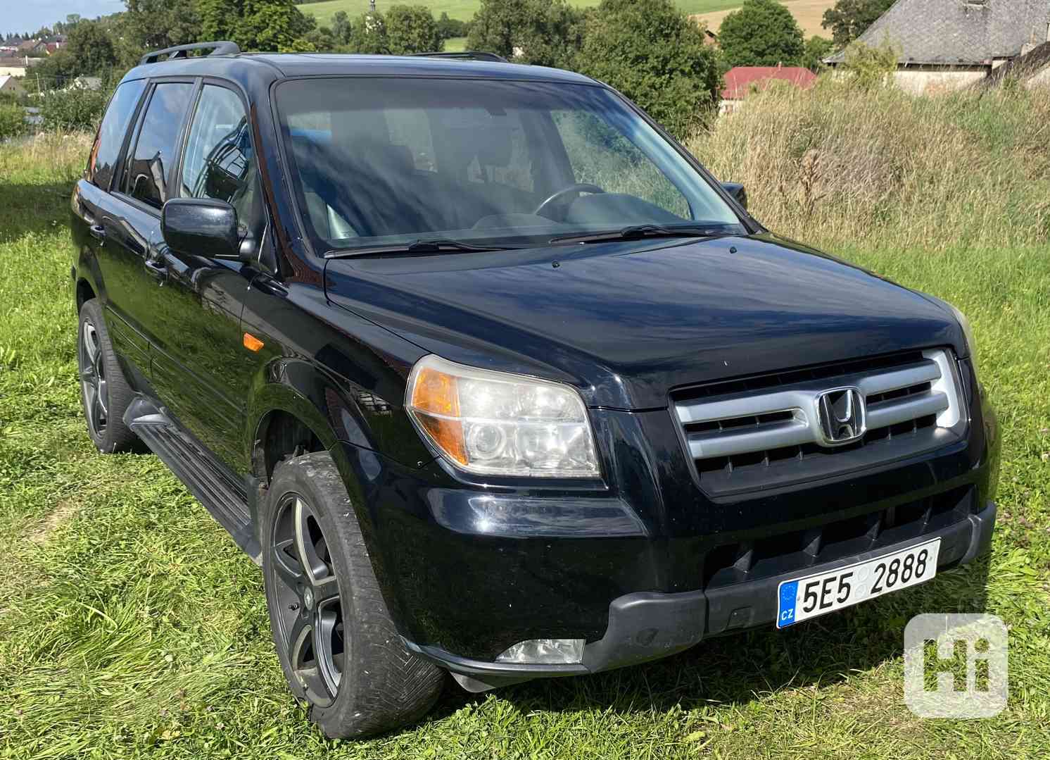 Honda Pilot, LPG, 4x4, 8 míst - foto 1