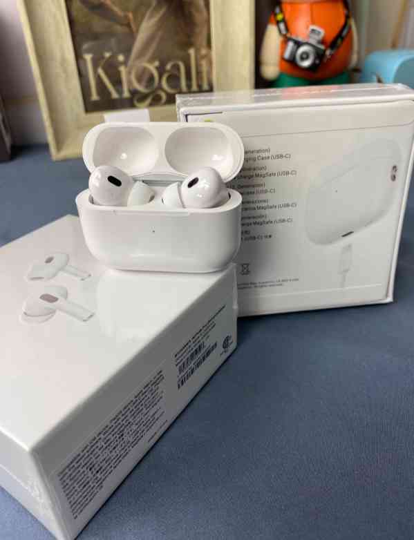 Sluchátka Apple AirPods Pro 2. Gen,  Nové - foto 3