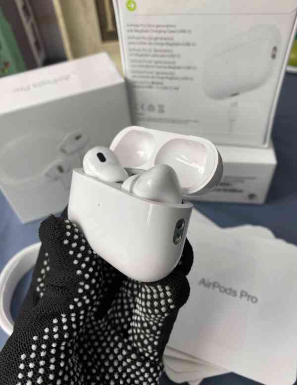 Sluchátka Apple AirPods Pro 2. Gen,  Nové - foto 8
