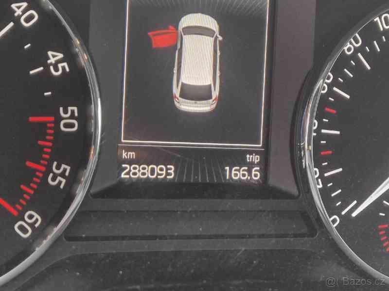 Škoda Octavia 2,0   tdi 110kw Dsg - foto 8