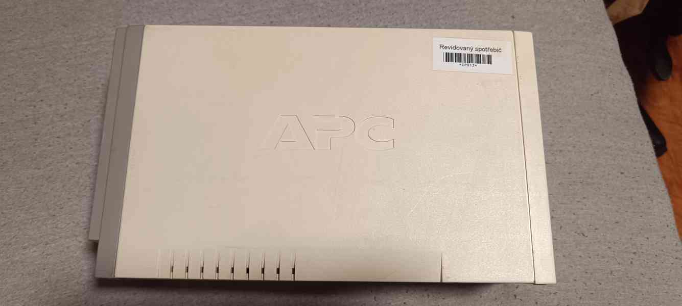  Záložní zdroj UPS APC Back-UPS CS 650 - foto 4