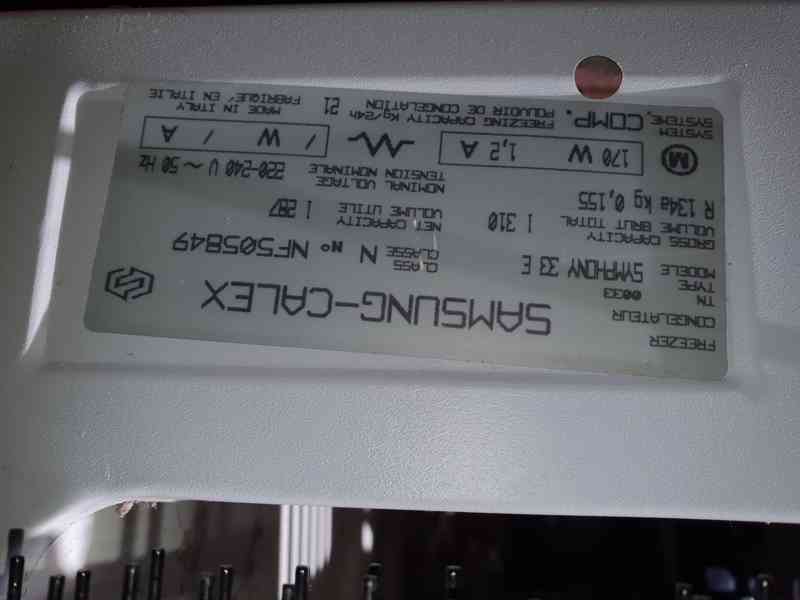 Pultový 300 litrový mrazák Samsung Calex Symphony 33 E - foto 9