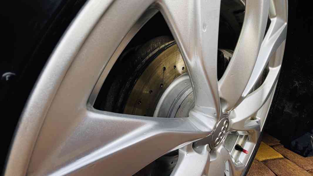 AUDI A6 AVANT 3.0 TDI V6 QUATTRO PANO 2x S-LINE odpočet DPH - foto 15