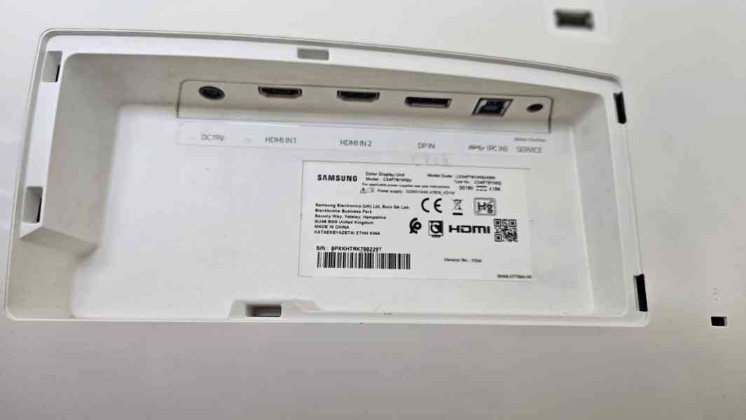 Monitor Samsun CF791 koupený v roce 2018 - foto 2