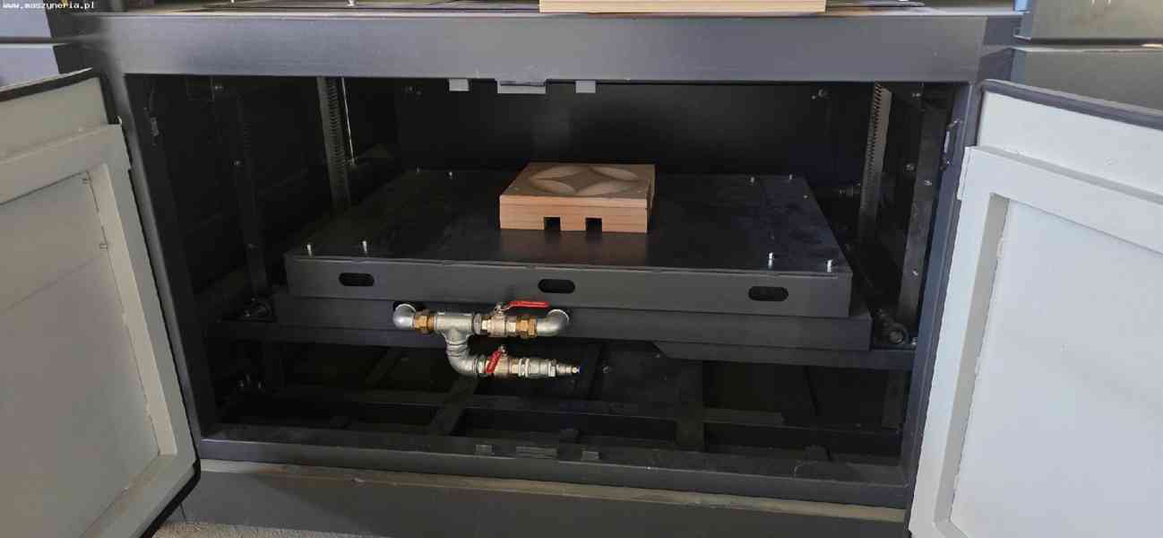 Termoformovací stroj TOOLS FACTORY TF SMARTLINE 150 PLUS - foto 5