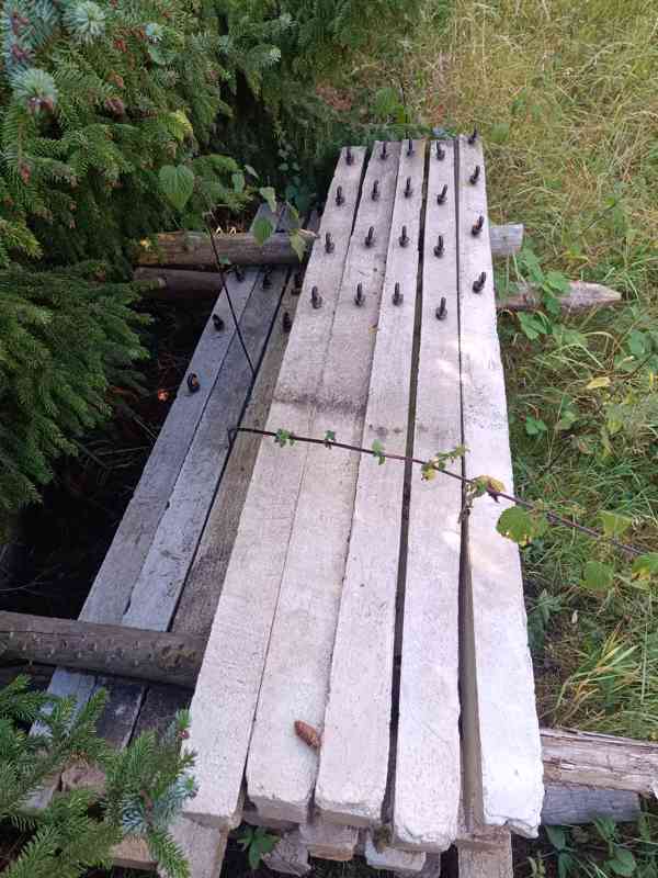 Ohradníkové sloupky - foto 2