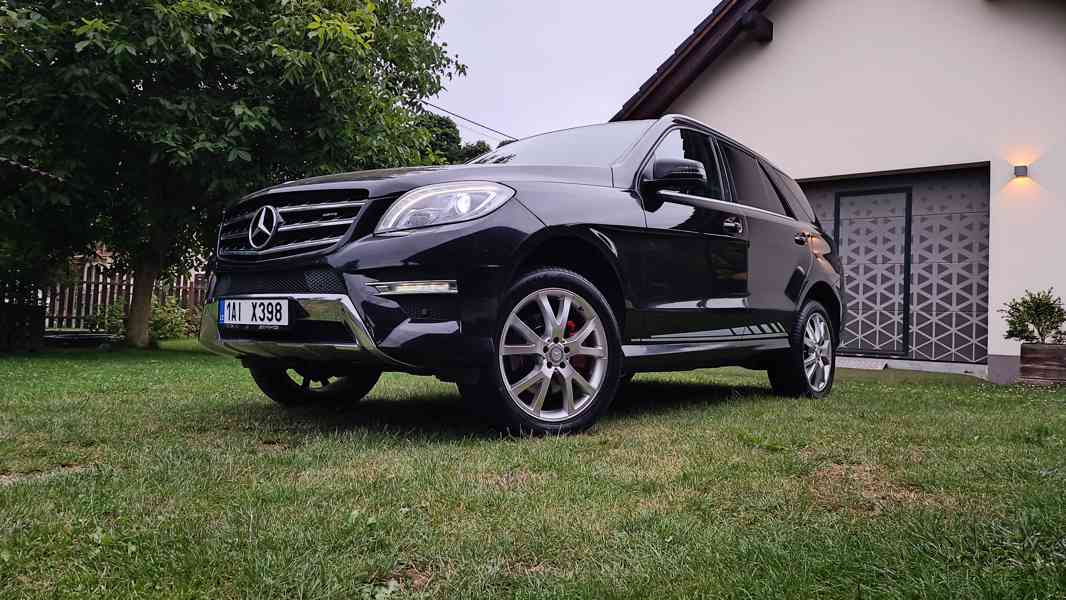 Mercedes ML  350 CDi w166 AMG  - foto 12