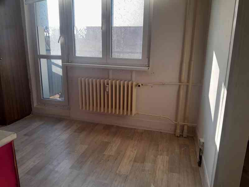 Byt 2+1, Praha metro 15min. - foto 12