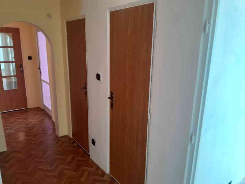 Byt 2+1, Praha metro 15min. - foto 10