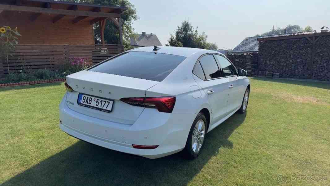 Škoda Octavia Ambition Plus - foto 9