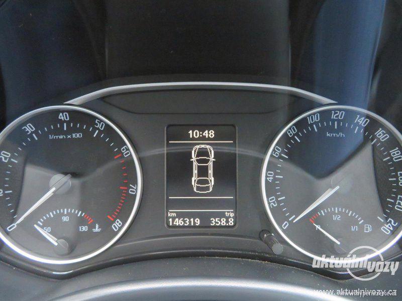Škoda Octavia 1.4, benzín, RV 2010 - foto 4