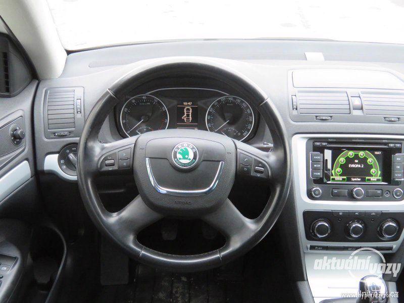 Škoda Octavia 1.4, benzín, RV 2010 - foto 6