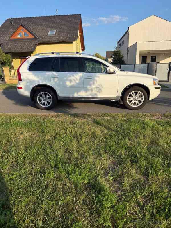 Volvo XC90 2,4 - foto 13