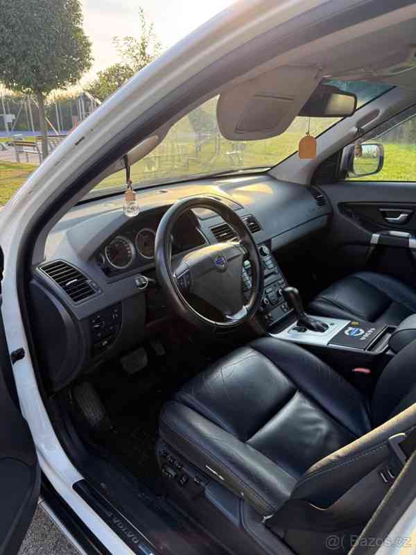 Volvo XC90 2,4 - foto 15