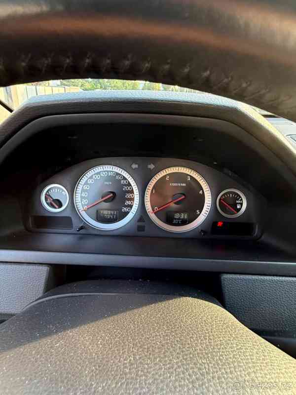 Volvo XC90 2,4 - foto 7