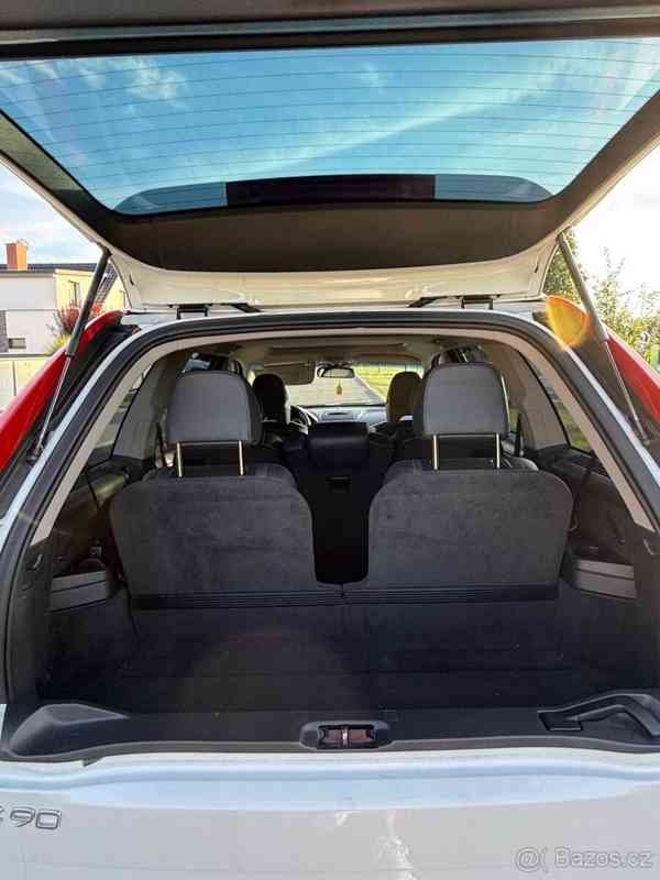 Volvo XC90 2,4 - foto 16