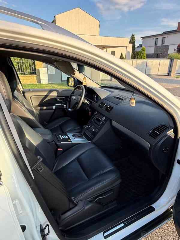 Volvo XC90 2,4 - foto 3