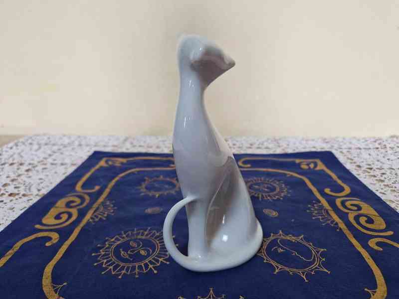 Bílá soška Kočka Expo 58 Brusel J. Ježek Royal Dux - foto 3