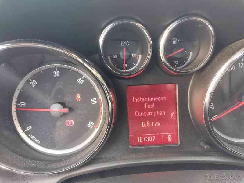 Prodám Opel Astra J   - foto 3