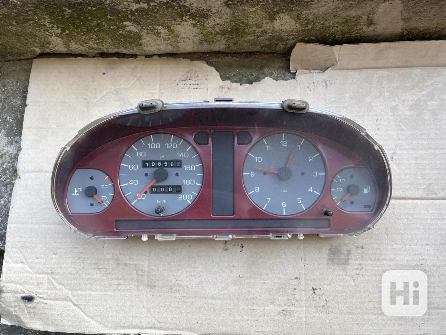 Přístrojovka ŠKODA FELICIA 1.3 - foto 1