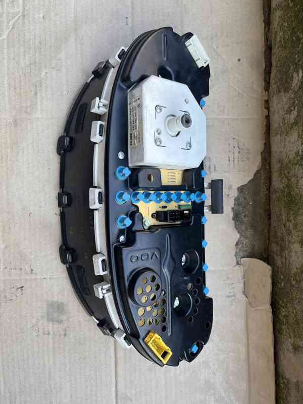 Přístrojovka ŠKODA FELICIA 1.3 - foto 3